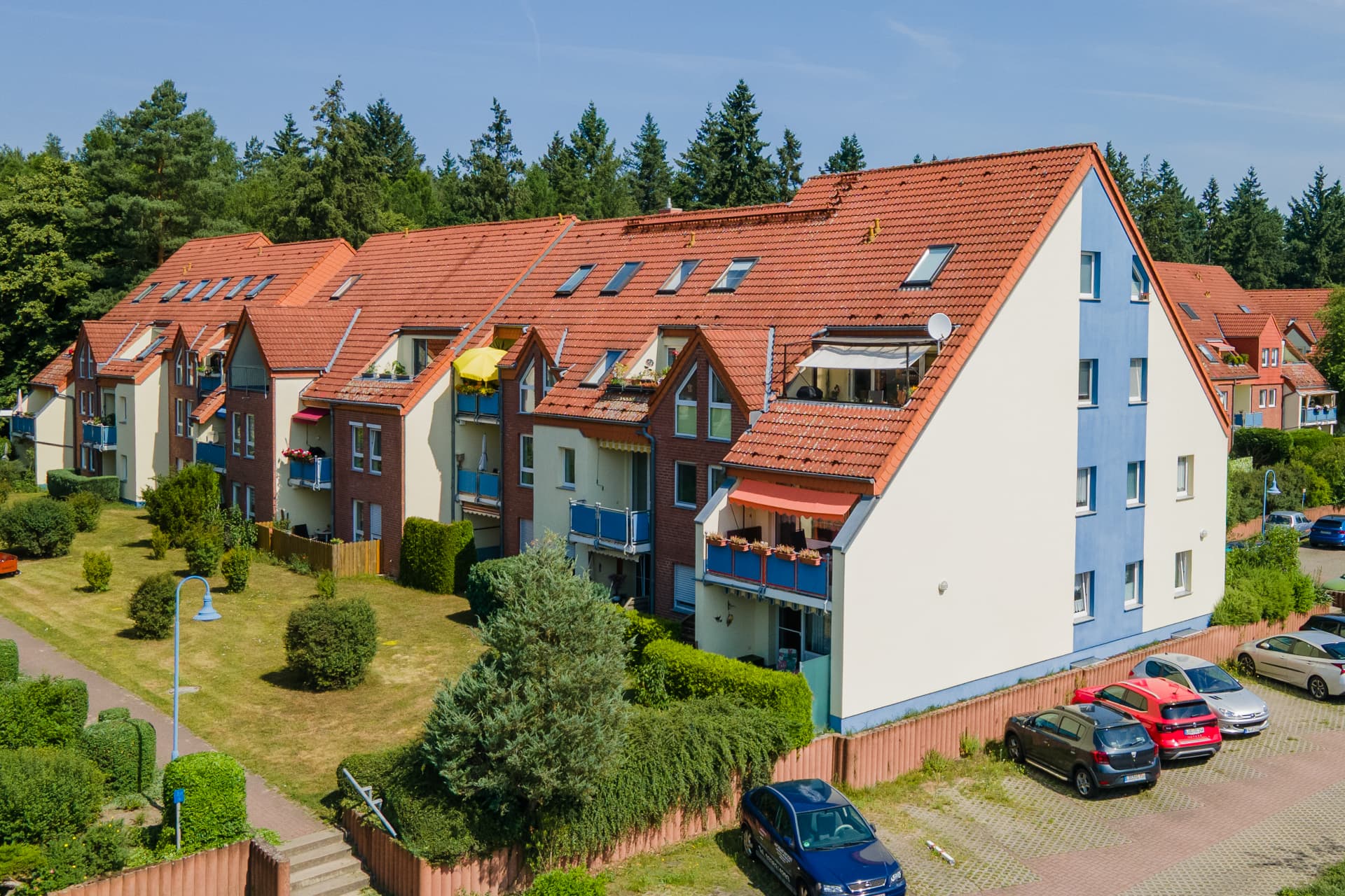 Lichtdurchflutete 2-Zimmer-Wohnung mit Balkon in Grünheide